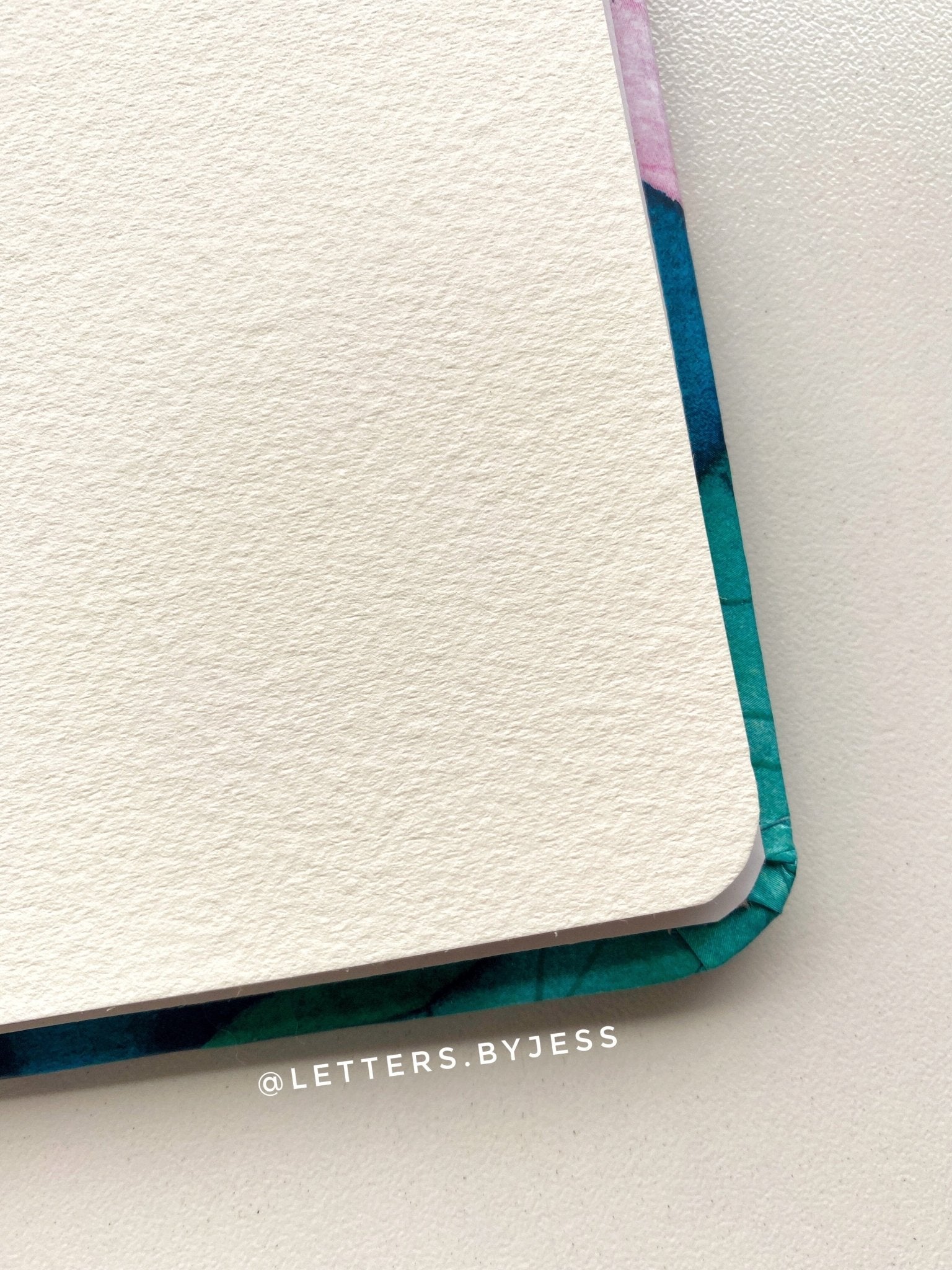 Libreta Acuarelable Fabriano 100% algodón Jardín Mágico - Letters by Jess - Letters by Jess Shop Libreta Acuarelable Fabriano 100% algodón Jardín Mágico - Letters by Jess - Letters by Jess Shop