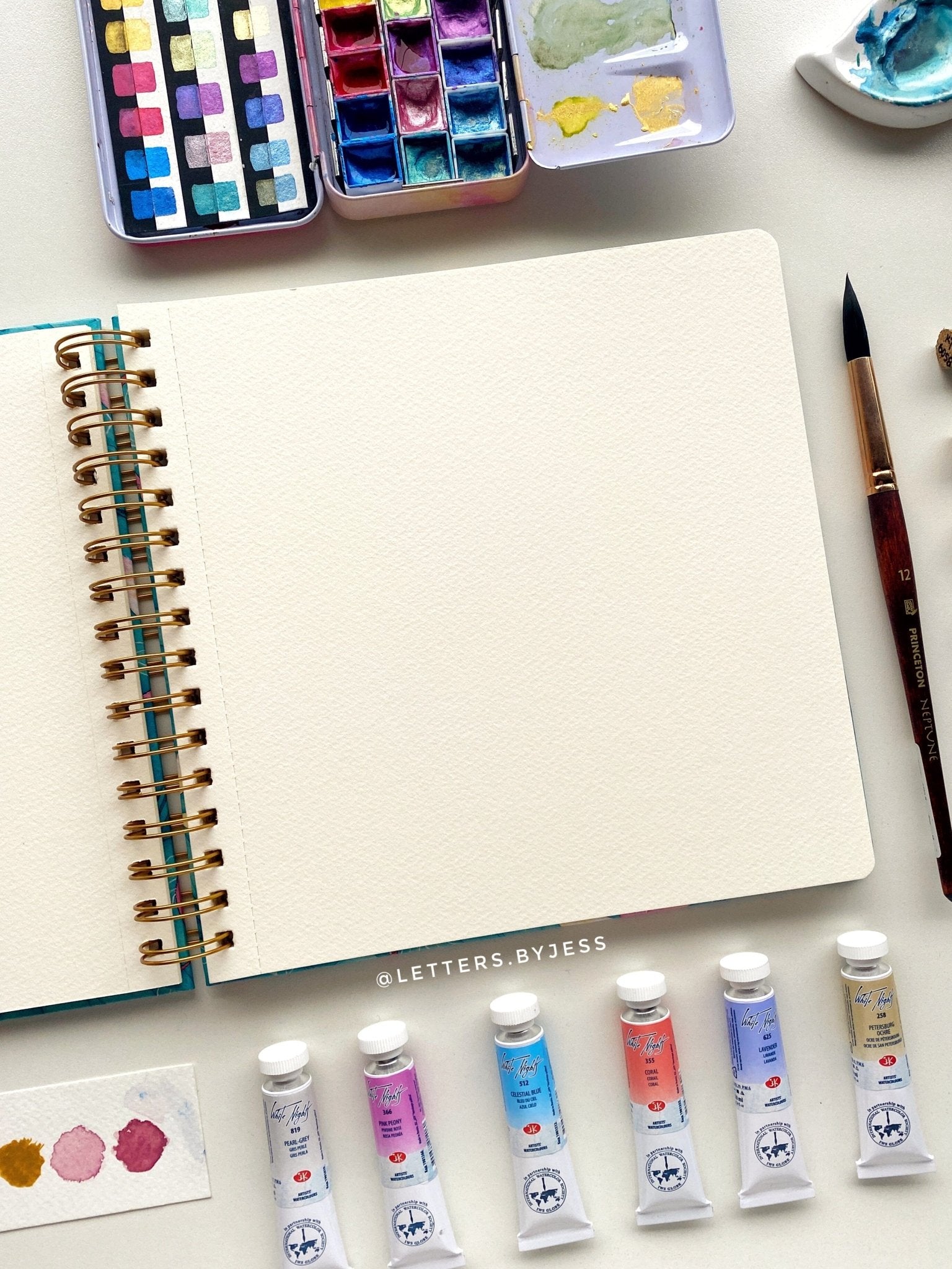 Libreta Acuarelable Fabriano 100% algodón Jardín Mágico - Letters by Jess - Letters by Jess Shop Libreta Acuarelable Fabriano 100% algodón Jardín Mágico - Letters by Jess - Letters by Jess Shop