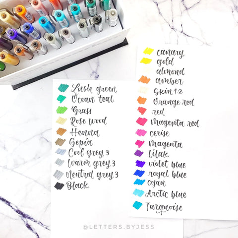 Karin Brush Markers PRO - MiniBox 26 colores + Blender - Letters by Jess Shop