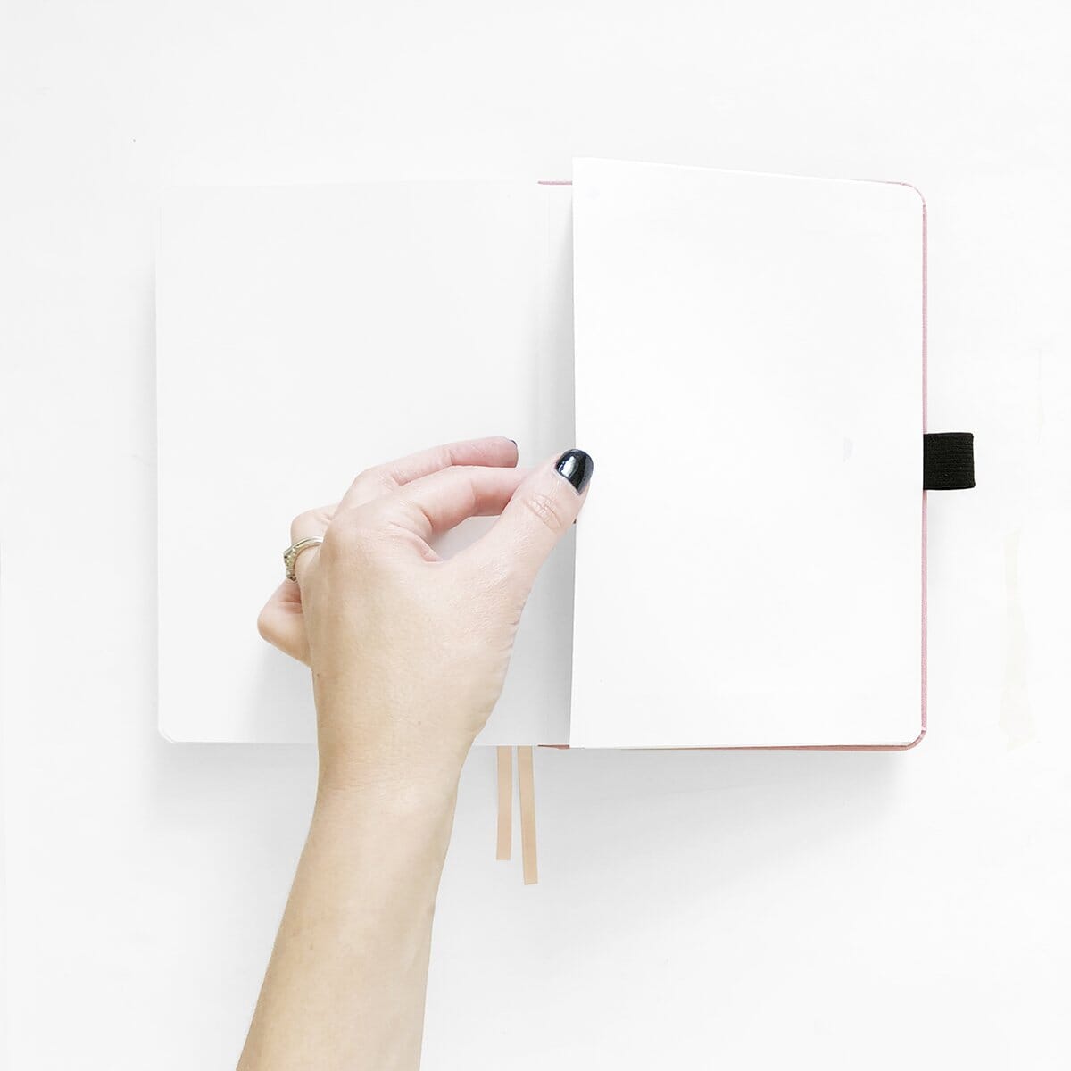 Libreta punteada Archer and Olive (A&O) - Golondrina A5 - hojas blancas A0331 - Letters by Jess Shop
